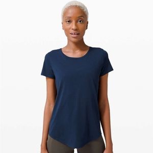 EUC true navy love crew t-shirt